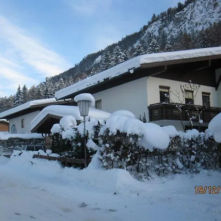Ferienhaus Steidl 아파트 왈츠시